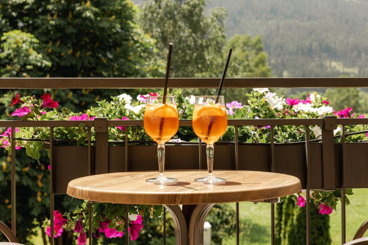 Landhotel Stofflerwirt 상트미카엘임룽가우 외부 사진