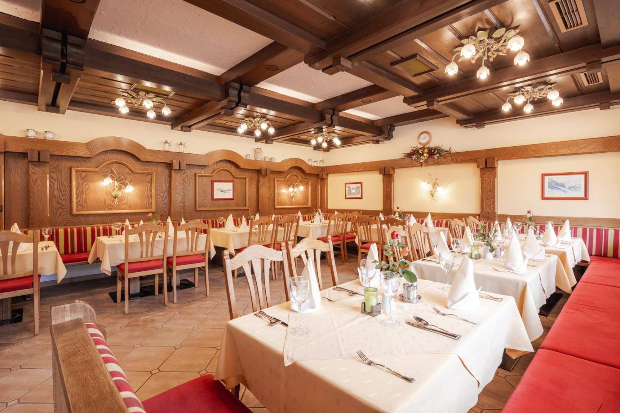 Landhotel Stofflerwirt 상트미카엘임룽가우 외부 사진