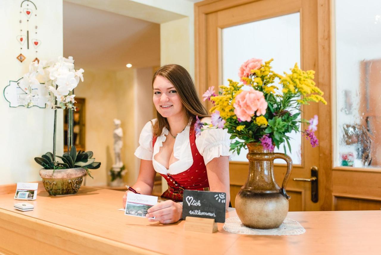 Landhotel Stofflerwirt 상트미카엘임룽가우 외부 사진